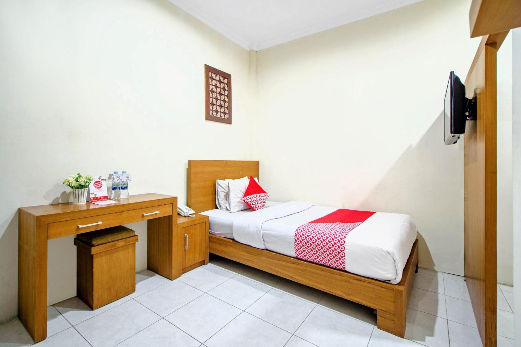 Super Oyo 250 De'Gadri Ndalem Hotel Jarakan ภายนอก รูปภาพ