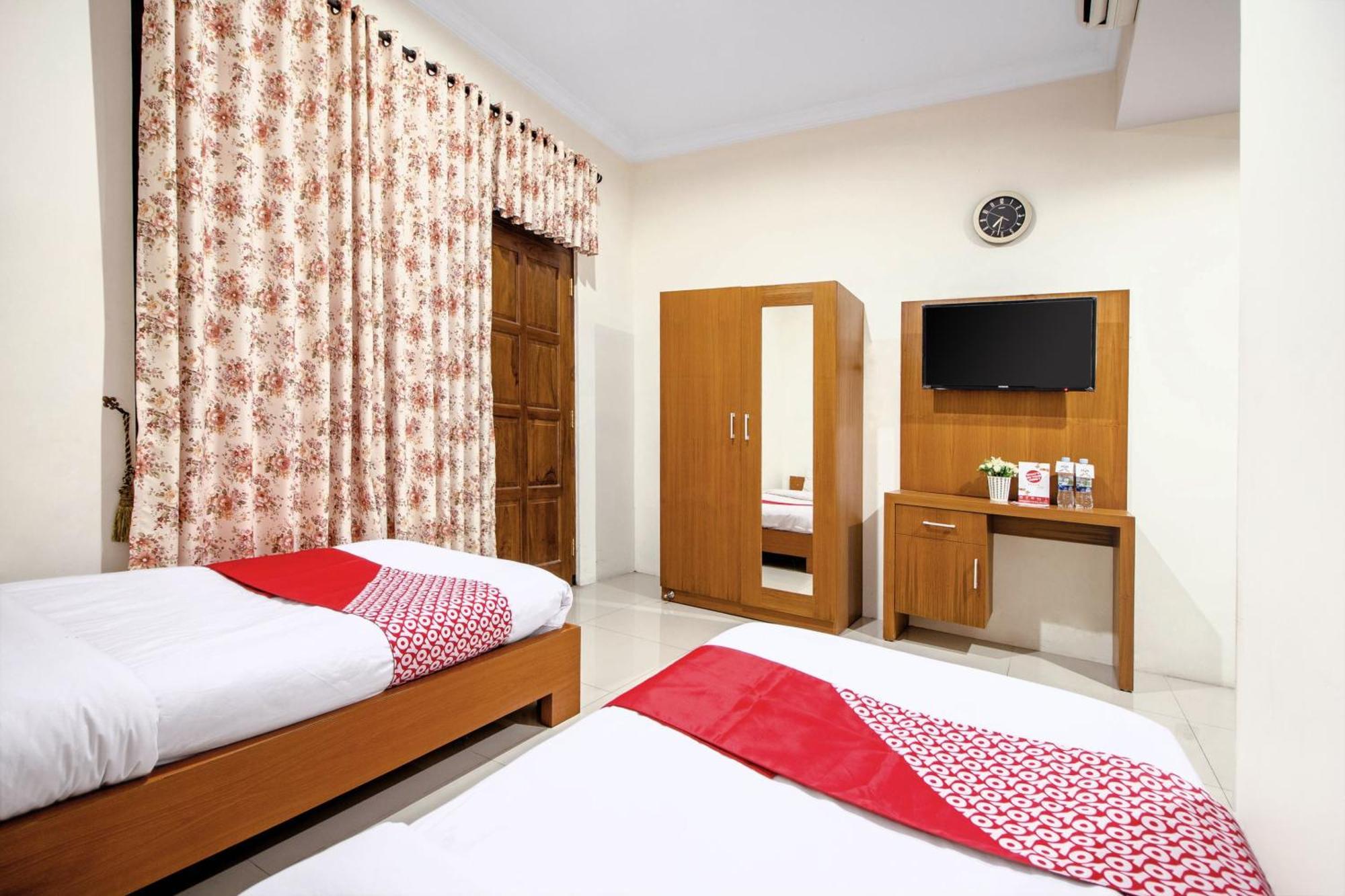 Super Oyo 250 De'Gadri Ndalem Hotel Jarakan ภายนอก รูปภาพ