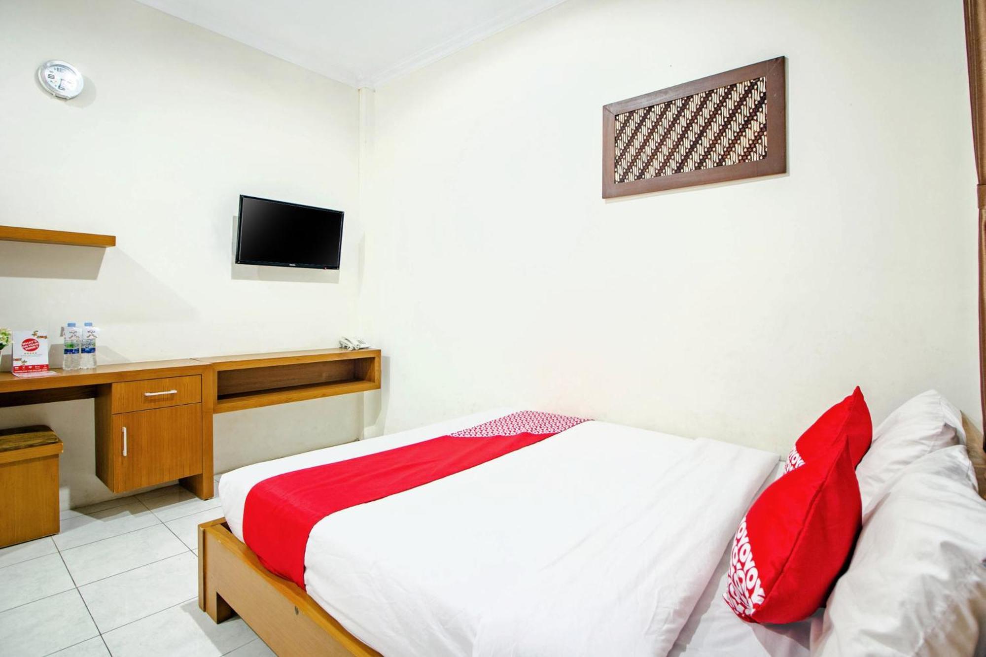 Super Oyo 250 De'Gadri Ndalem Hotel Jarakan ภายนอก รูปภาพ