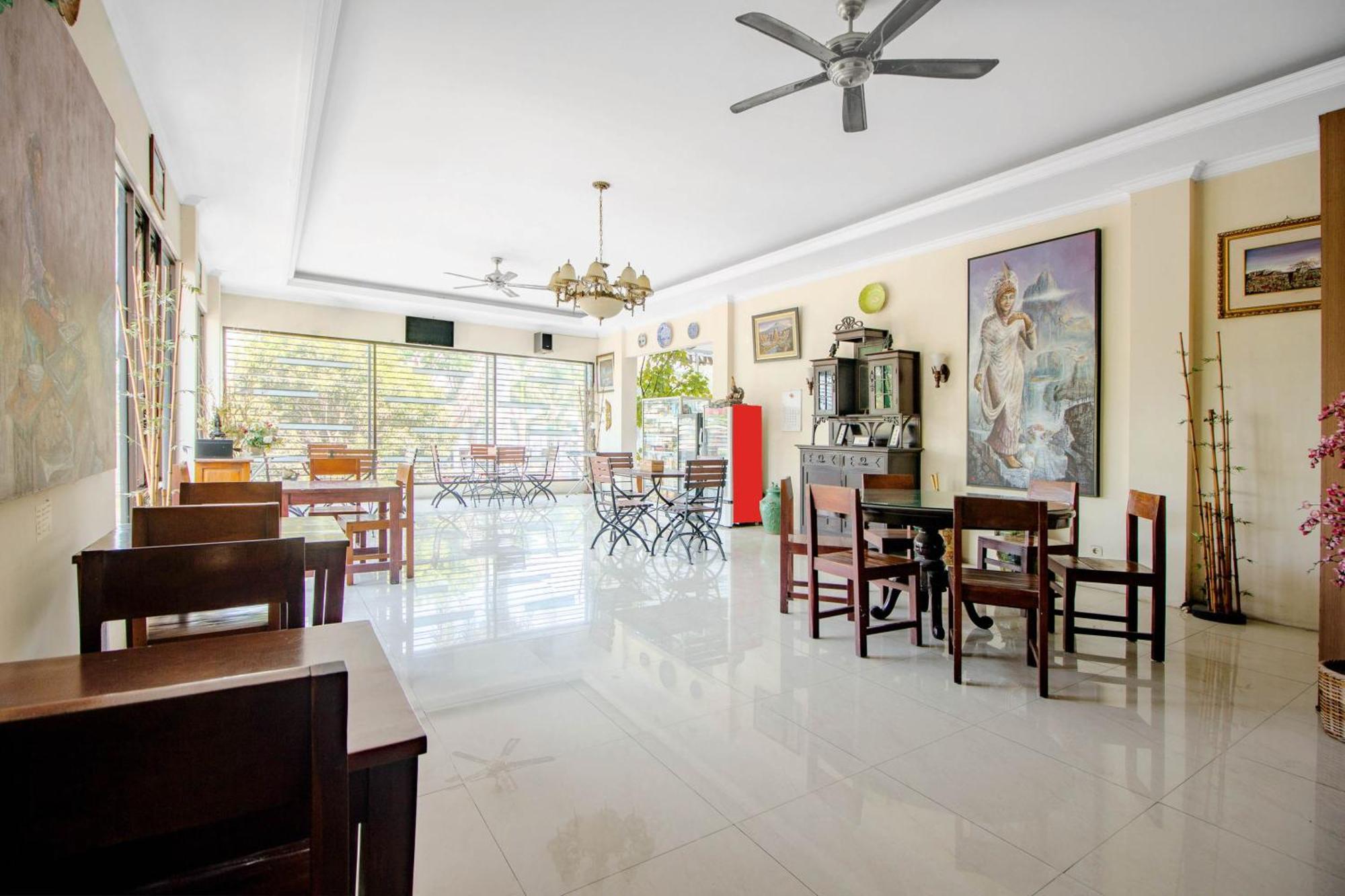 Super Oyo 250 De'Gadri Ndalem Hotel Jarakan ภายนอก รูปภาพ